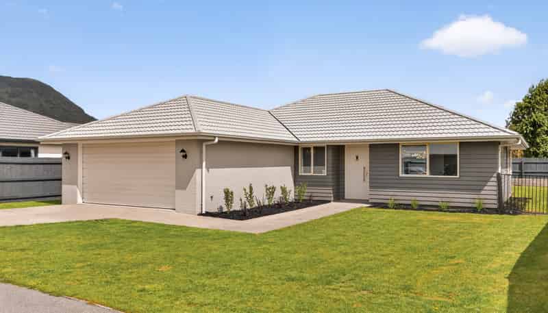 6 Risinghurst Terrace, Lower Shotover