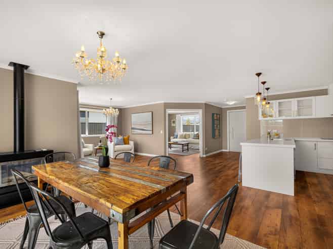 6 Risinghurst Terrace, Lower Shotover
