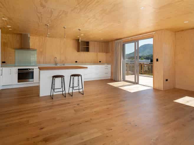 2 Bell Bird Rise, Picton
