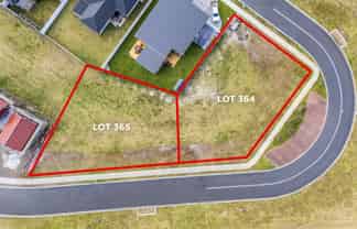 8 and 10 Kentia Court, One Tree Point