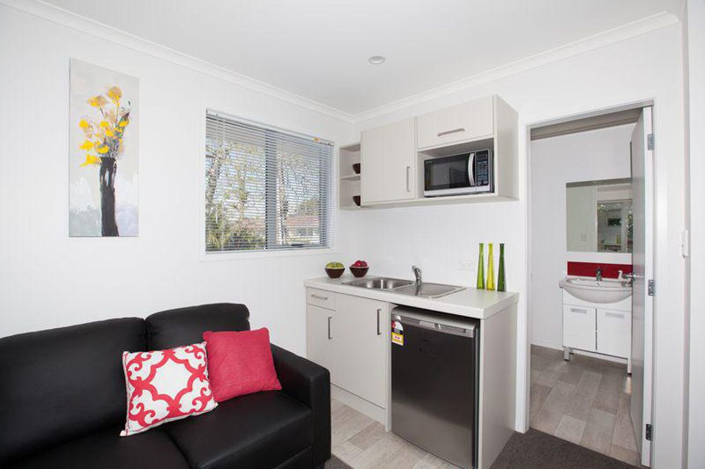 Fully Furnished 2