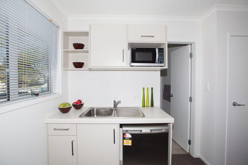 Fully Furnished 3