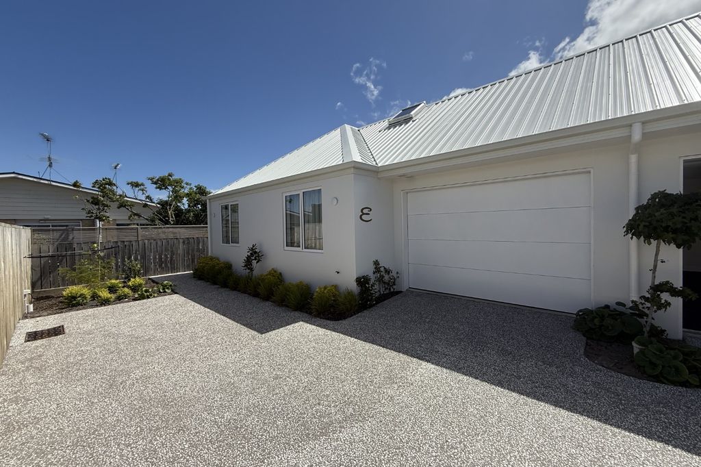 Tidy 2-Bedroom Unit in Convenient Mosgiel Location – $575 per Week 1