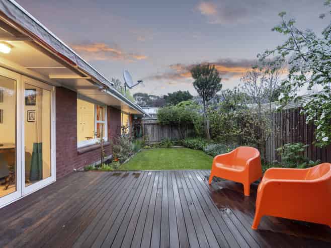 2/15 Knowles Street, Saint Albans