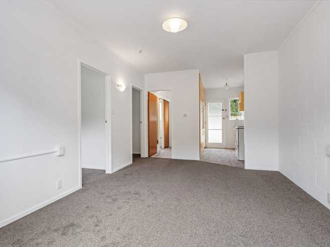 17C Selwyn Avenue, Avenues