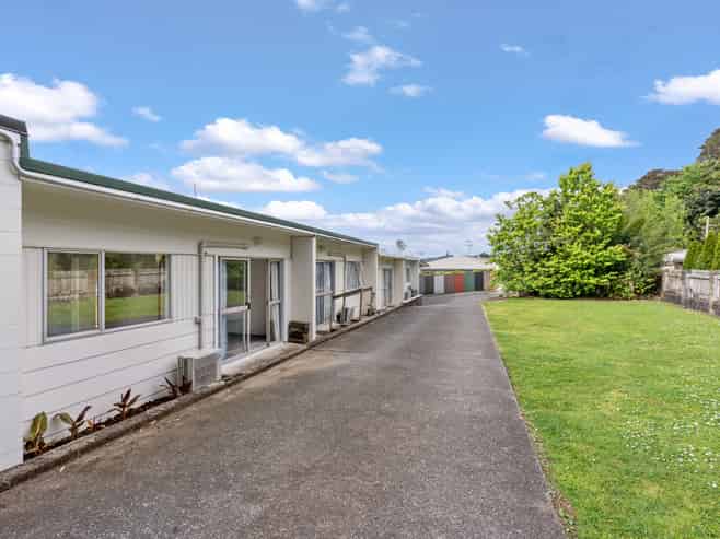 17C Selwyn Avenue, Avenues