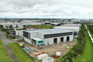 New Build Industrial with 12m Stud Height