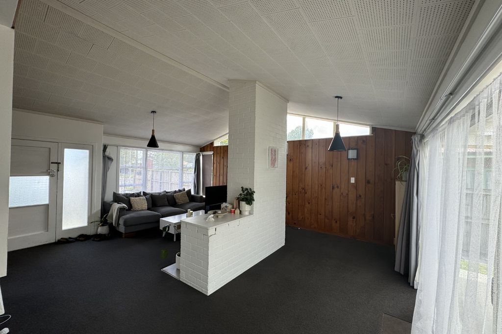 40 Bankwood Road 3