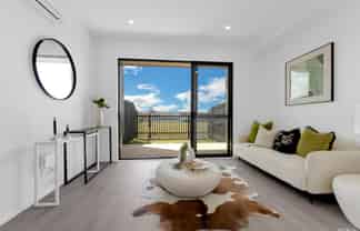 14,15&22/17 Barneys Farm Road, Clendon Park