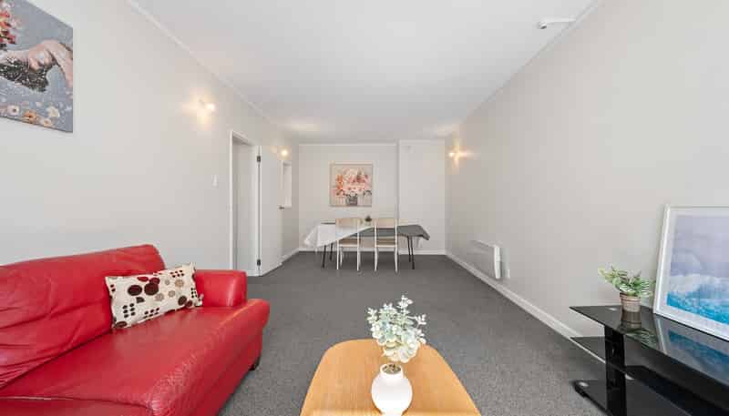 13/70 Hobson Street, Thorndon