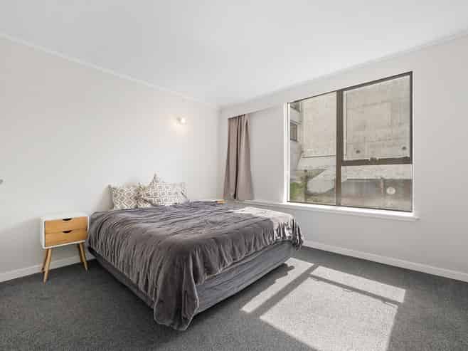 13/70 Hobson Street, Thorndon