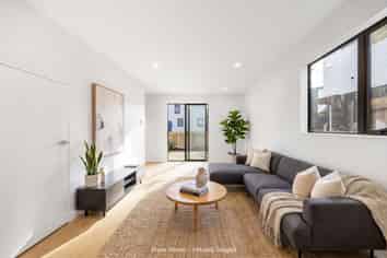 1/360 Main Road, Huapai