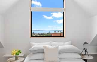 7/96 William Bayes Place, Red Beach