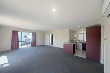 7A Patrice Place, Massey