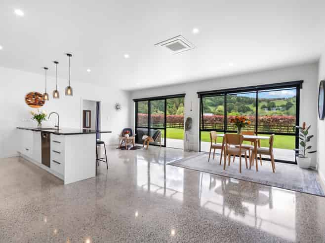72 Golf Harbour Drive, MAUNU