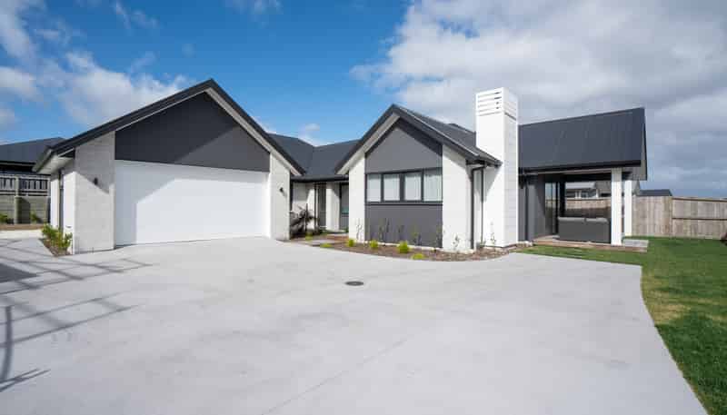 38 Makomako Crescent, Wharewaka