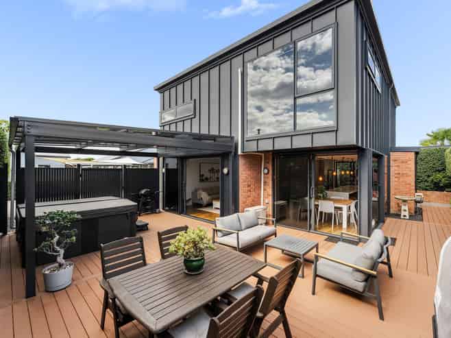 80b Fraser Street, Avenues