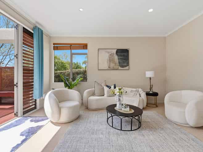 42 English Oak Drive, Albany