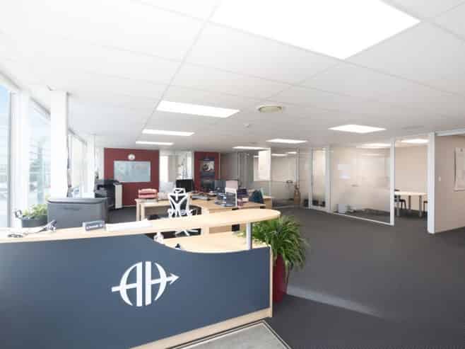 Quality Blenheim Road office – with car parks