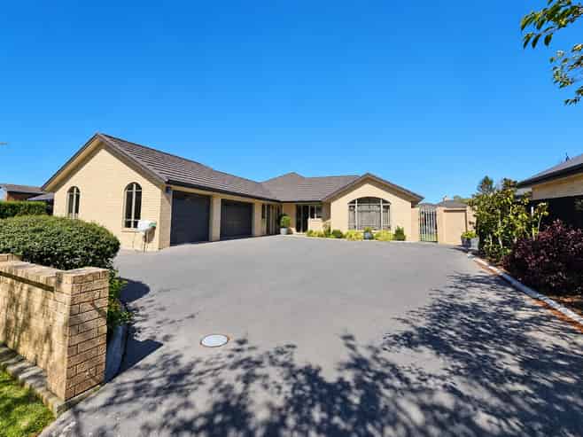 18 Oakwood Mews, Prebbleton