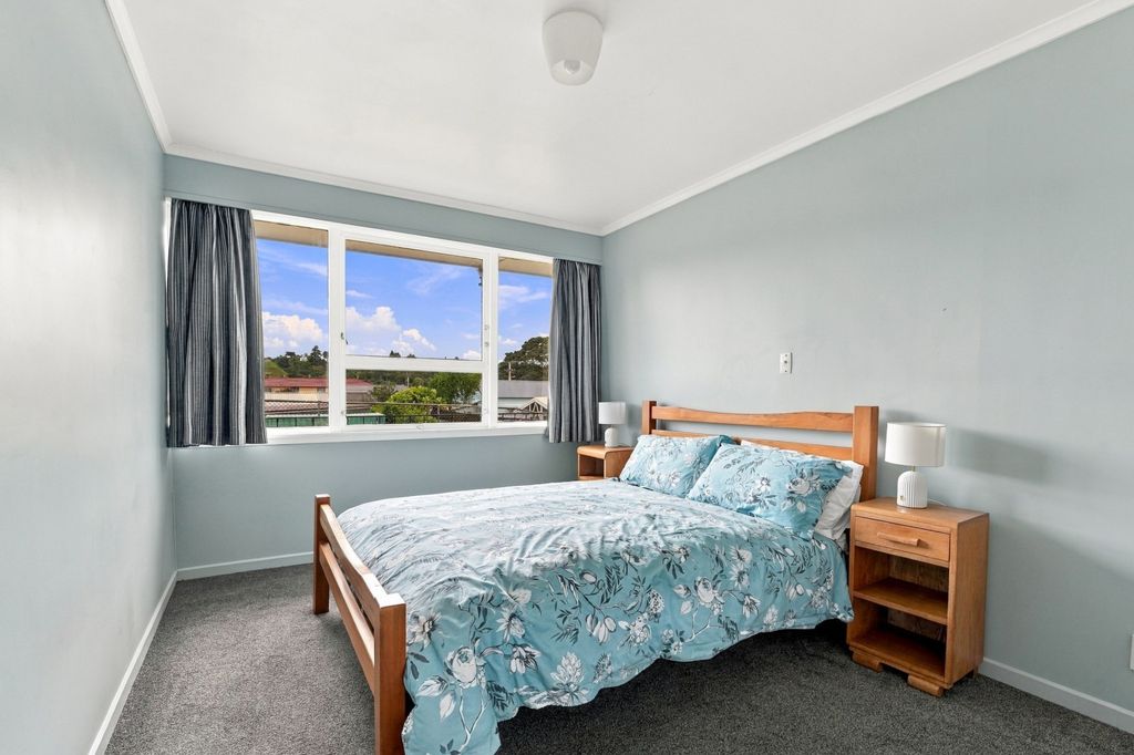 A comfortable, convenient, central new listing 5