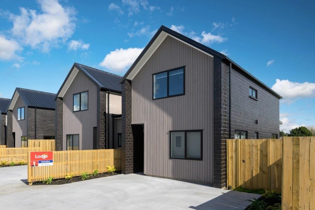Practical, Spacious & Hospital Location 1
