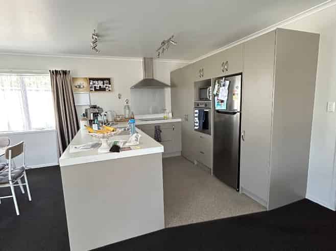91a Broadway, Waitara