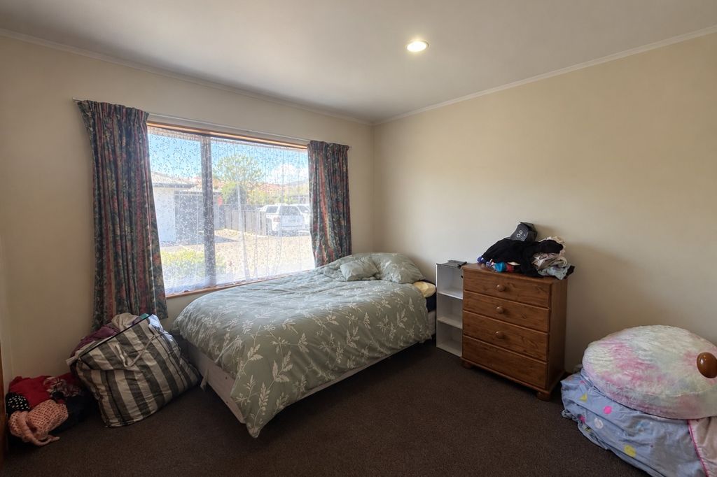 Sunny & Tidy House in a Fantastic Richmond Location 4