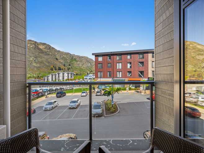 107/30 Red Oaks Drive, Frankton