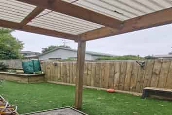 17B Brennan Ave, Te Atatu Peninsula