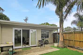 17B Brennan Ave, Te Atatu Peninsula