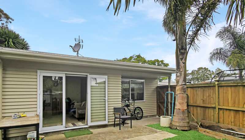 17B Brennan Ave, Te Atatu Peninsula