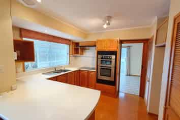 5 Francis Ryan Close, Mount Albert