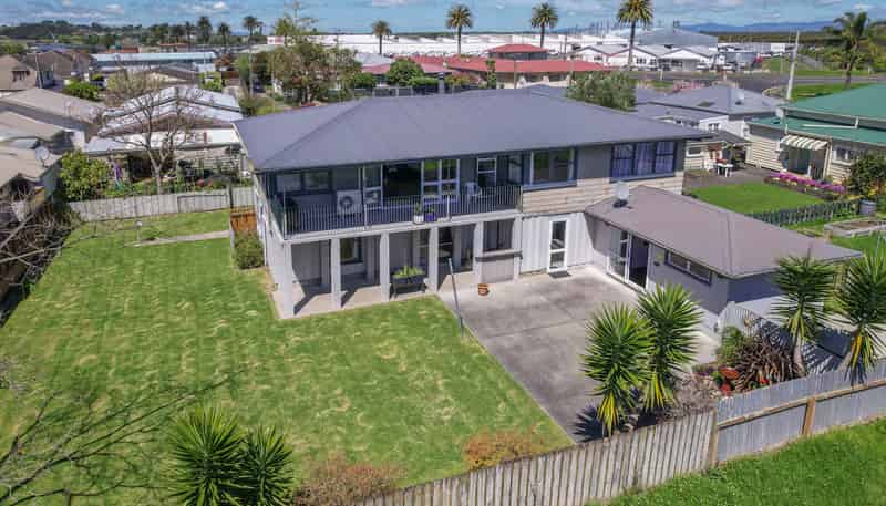 101 Fenton Street, Thames