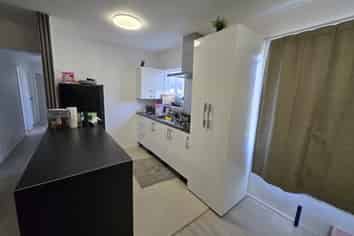 62A Cambridge Terrace, Papatoetoe