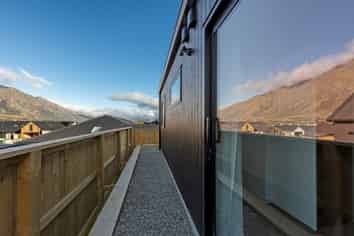 1A Friesian Close, Jacks Point