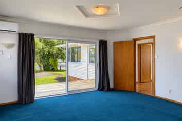 204 Sturges Road , Henderson