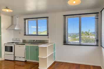 204 Sturges Road , Henderson