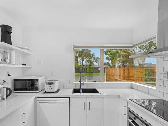164 Waitemata Drive, Ranui