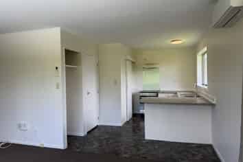 2/10 Ciprian Place, Henderson