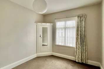 24 Allard Street, Edgeware