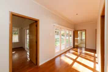 158 Botanical Road, Takaro