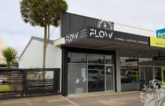 Be Seen at this 70m² Retail Space 