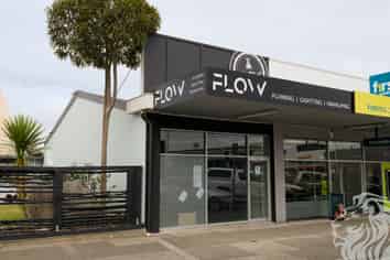 Be Seen at this 70m² Retail Space 