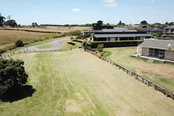 12 Keven Road, Clarks Beach