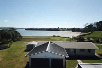 12 Keven Road, Clarks Beach