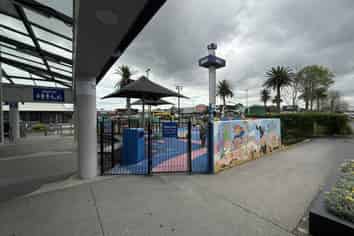 Manukau Food Tenancy with Extraction | 64m2