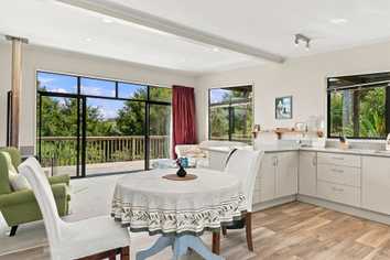 1256 Oruru Road, Peria