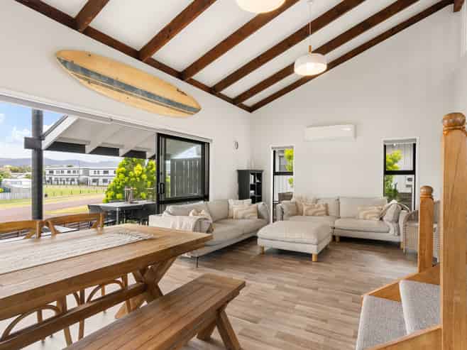 1 Prescott Place, Pauanui