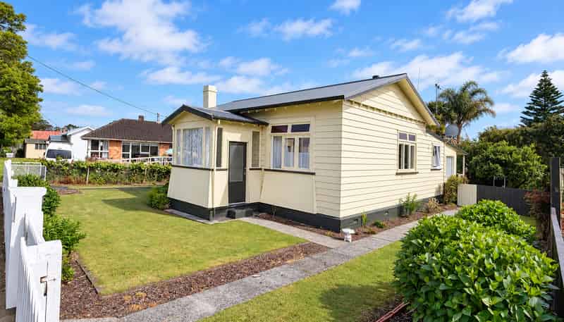 10 Mary Street, Huntly